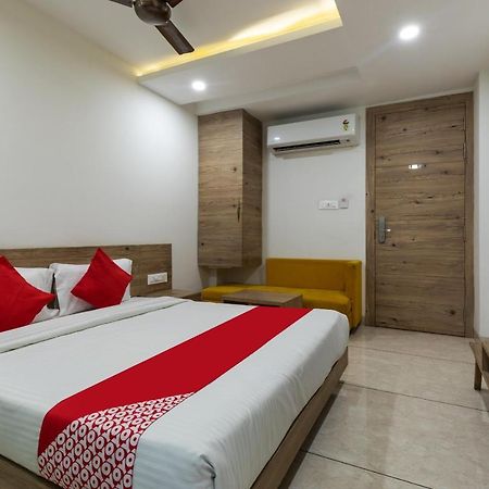 Capital O 47403 Hotel Manjeet Bhopál Kültér fotó