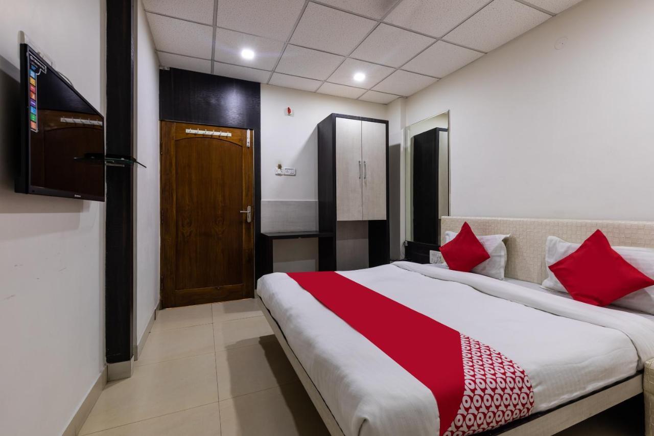 Capital O 47403 Hotel Manjeet Bhopál Kültér fotó